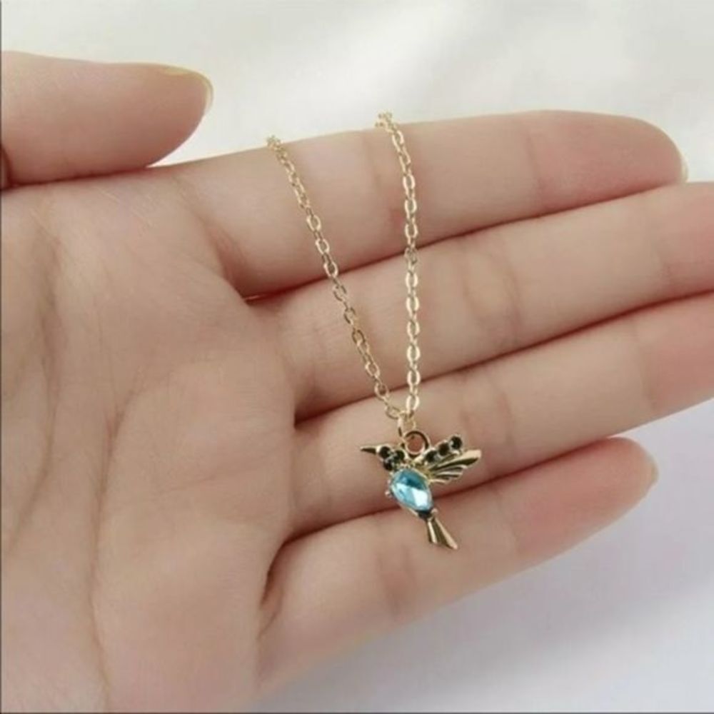 Pretty Blue Hummingbird Dainty Gold Necklace - Picture 1 of 1